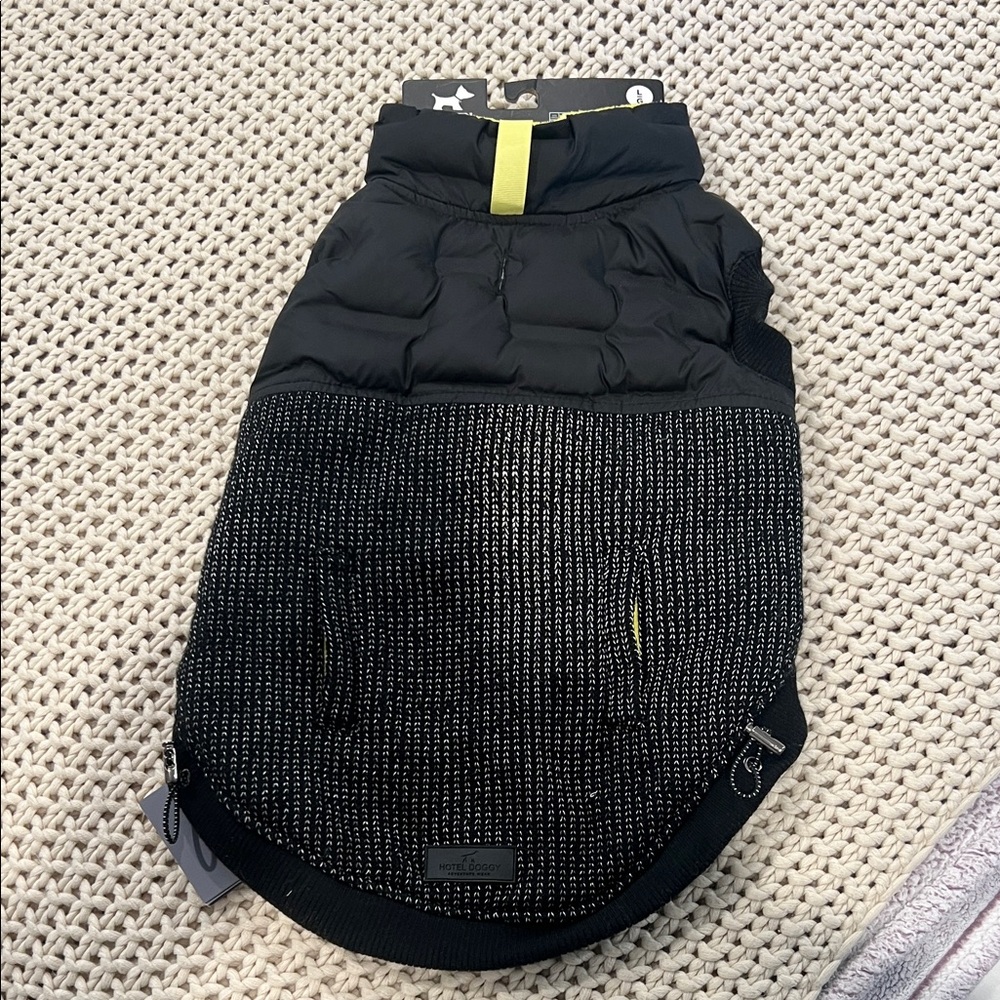 Black and Gray Dog Jacket Hotel Doggy Large